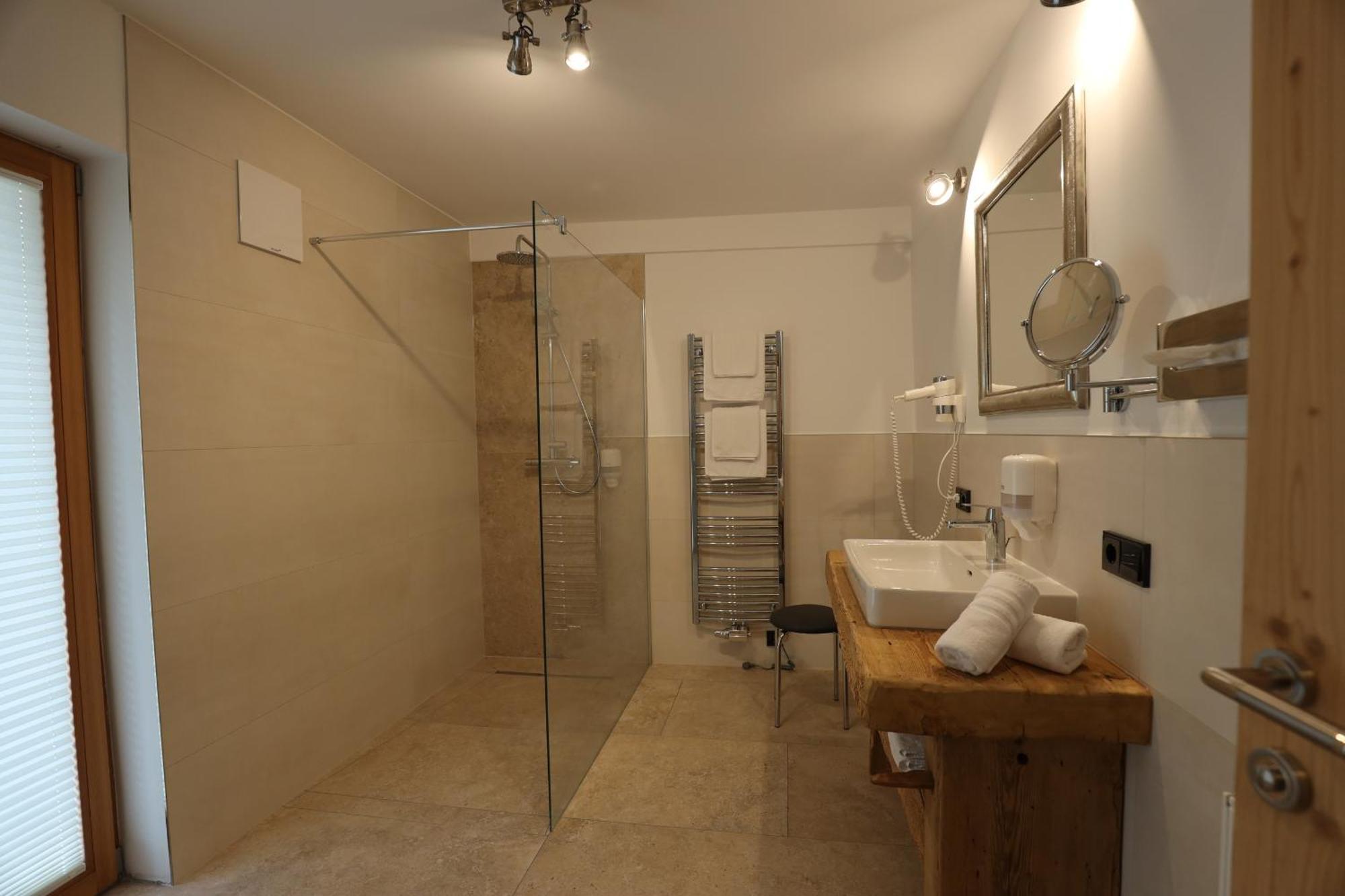Pension & Appartements Ronacherhof Bad Kleinkirchheim Eksteriør bilde